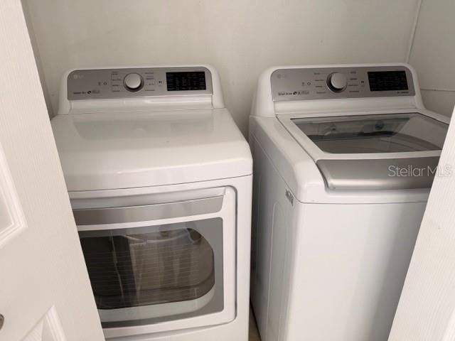 NORTH LAKES SEC E UNIT 1 - Residential Lease