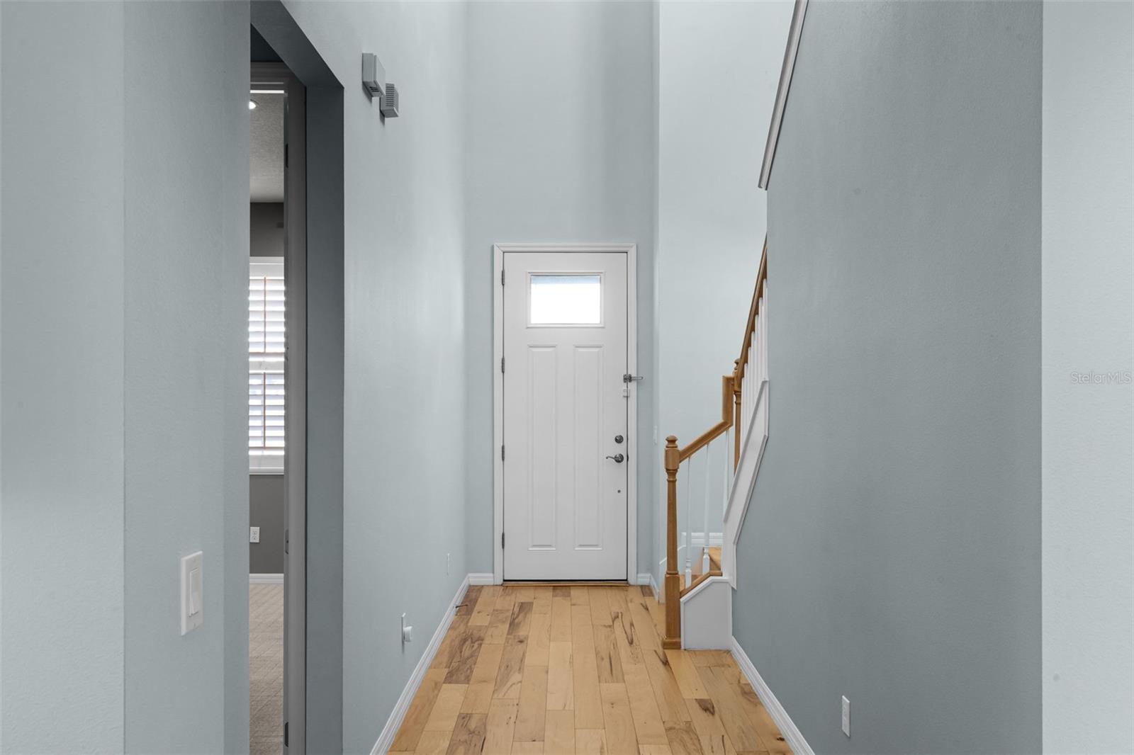 5711 HAMLIN GROVES TRAIL