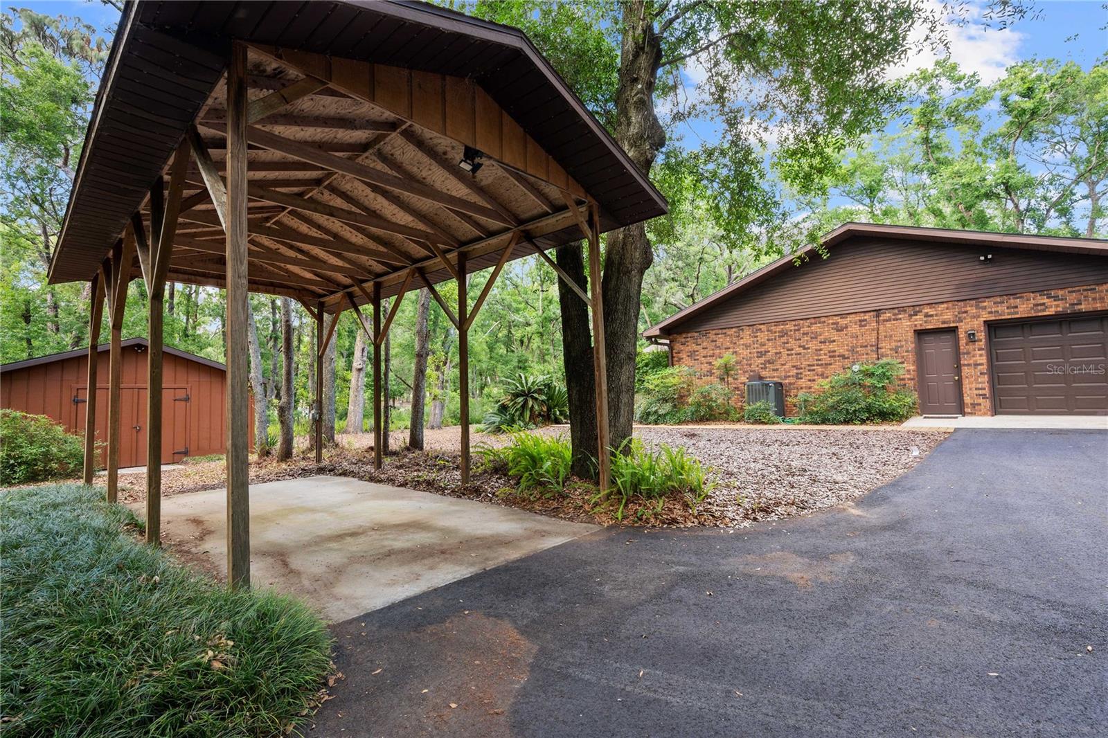 ACREAGE - Residential