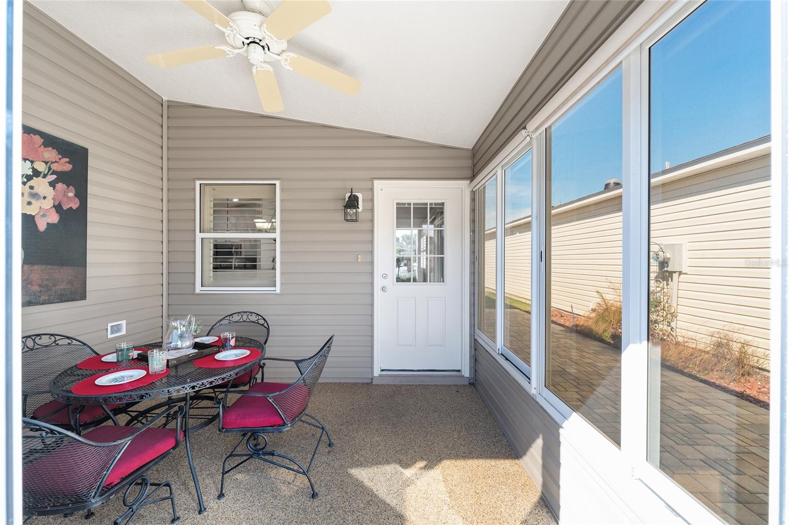 2405 KINGSTREE PLACE