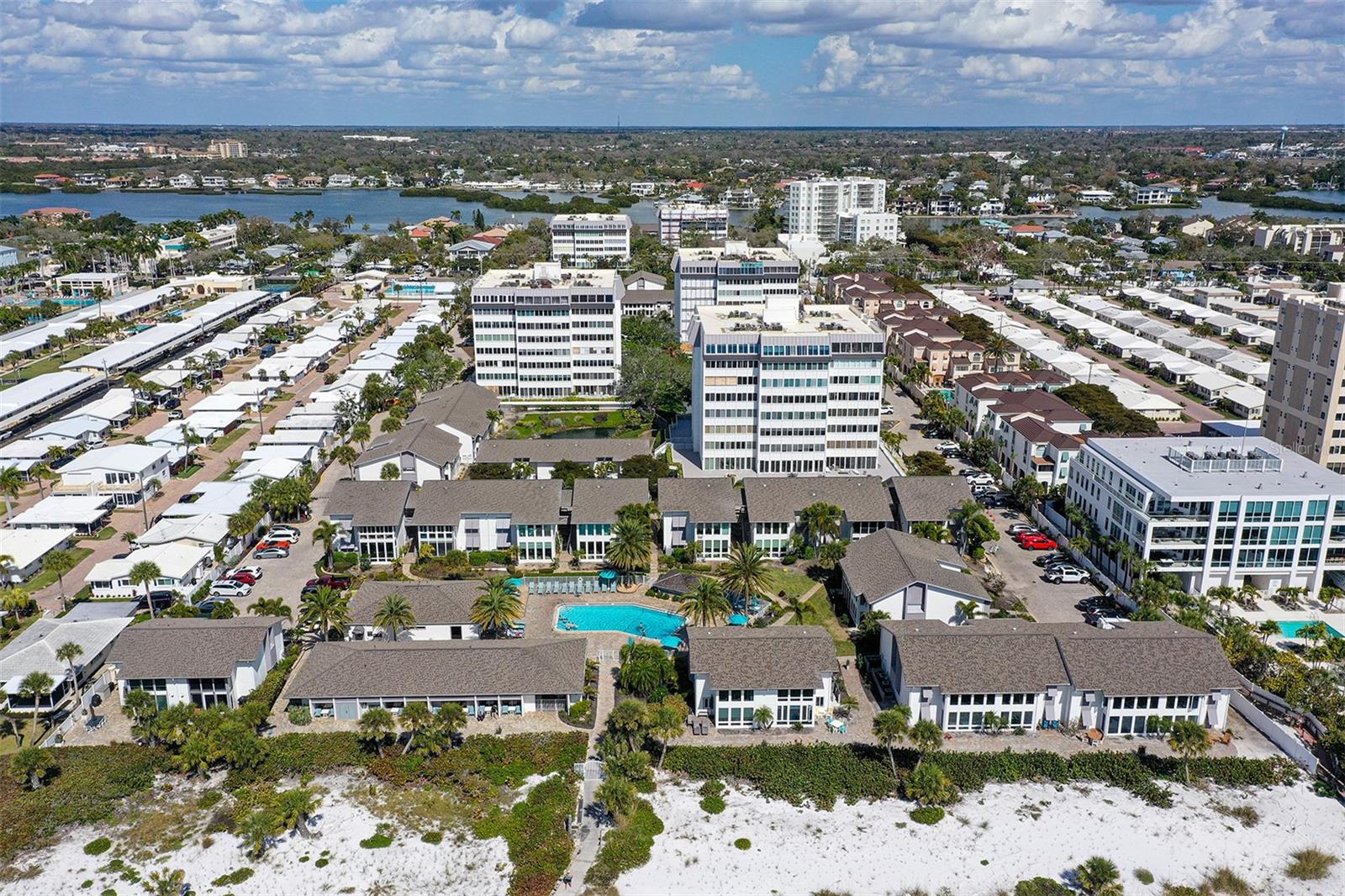 PEPPERTREE BAY IV - Residential