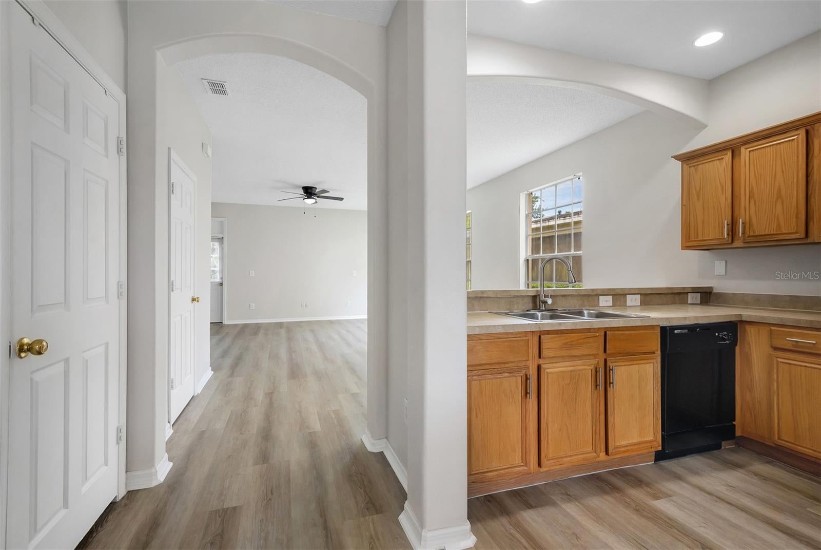 1720 BEAR BAY COVE