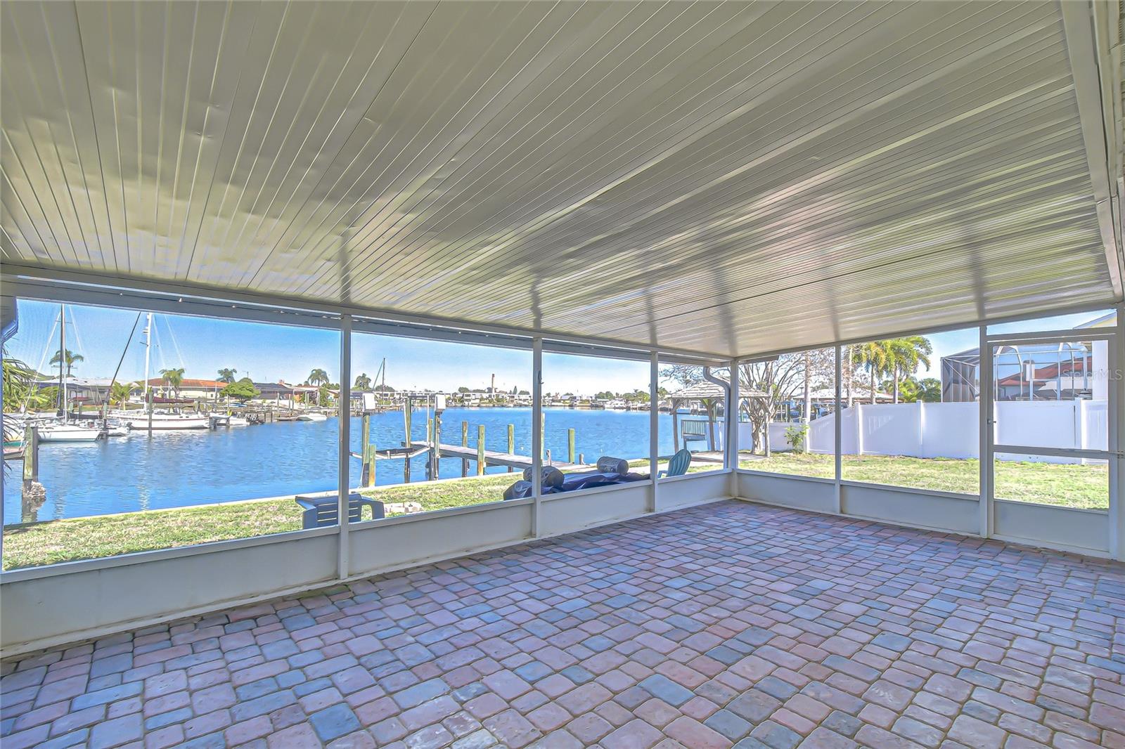 APOLLO BEACH - Residential