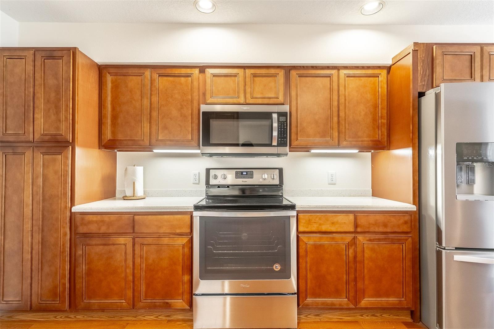 MOORINGS ON LAKE MAITLAND CONDO BLDG 04 - Residential