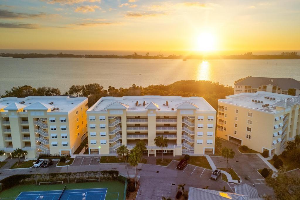 EDGEWATER/HIDDEN BAY PH 2 BLDG - Residential