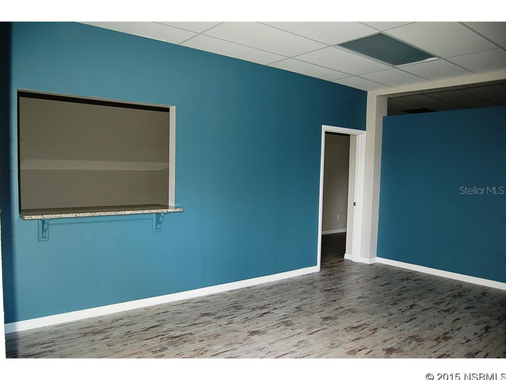 Lowds V New Smyrna - Commercial Lease