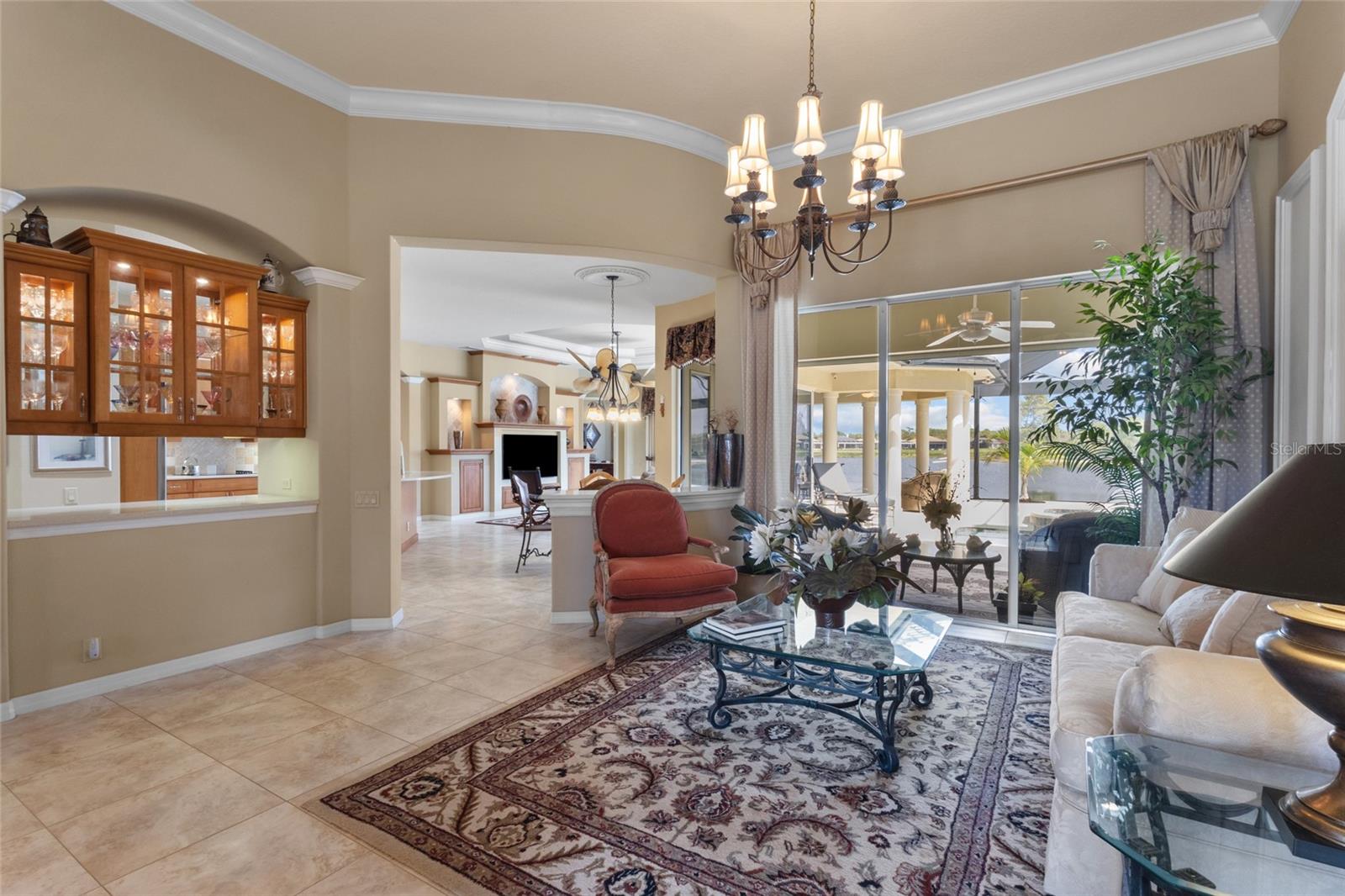 PELICAN POINTE GOLF & COUNTRY - Residential