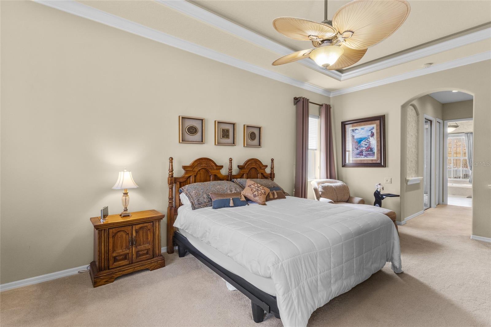 PELICAN POINTE GOLF & COUNTRY - Residential