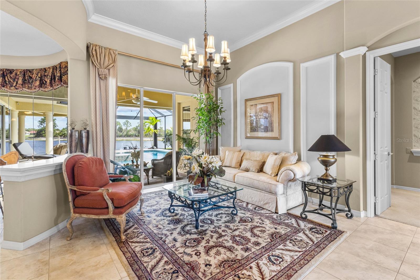 PELICAN POINTE GOLF & COUNTRY - Residential