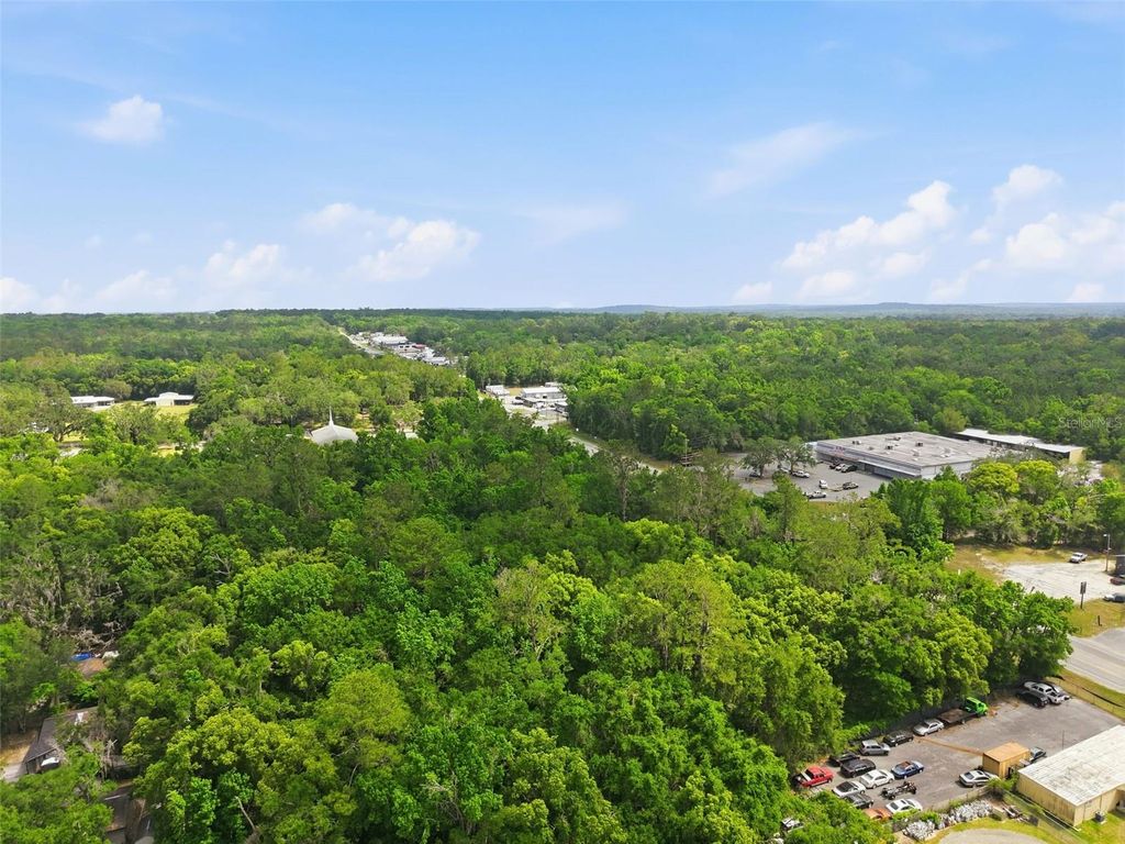 Photo of Ponce De Leon Boulevard, Brooksville, FL 34601 (MLS # W7885159)