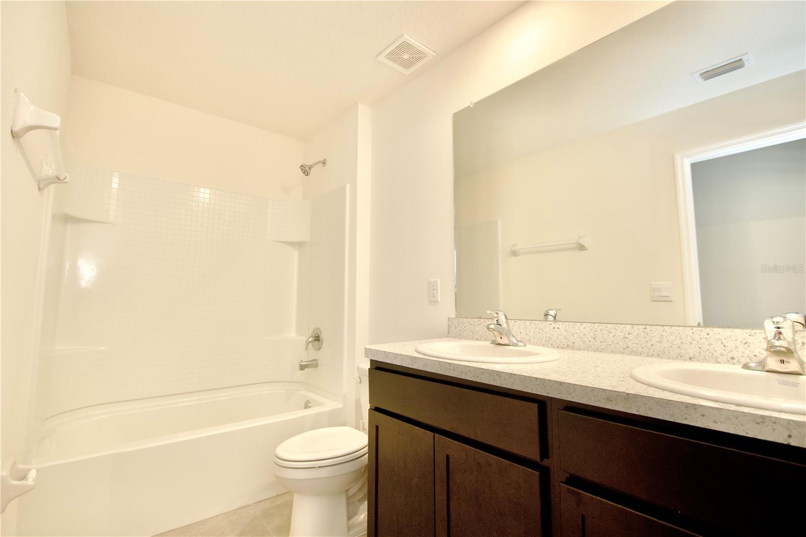 SUWANNEE LAKESIDE PH 2 & 3 - Residential