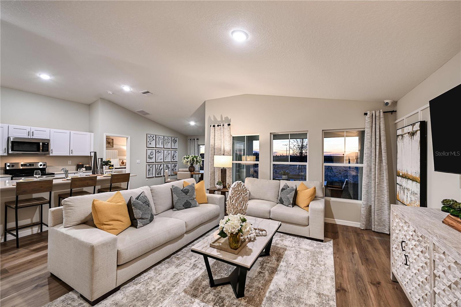 SCENIC TERRACE - Residential