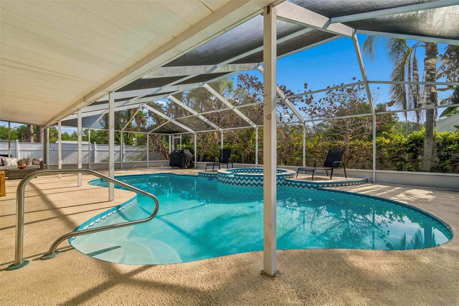 BLOOMINGDALE SEC A UNIT 1V - Residential