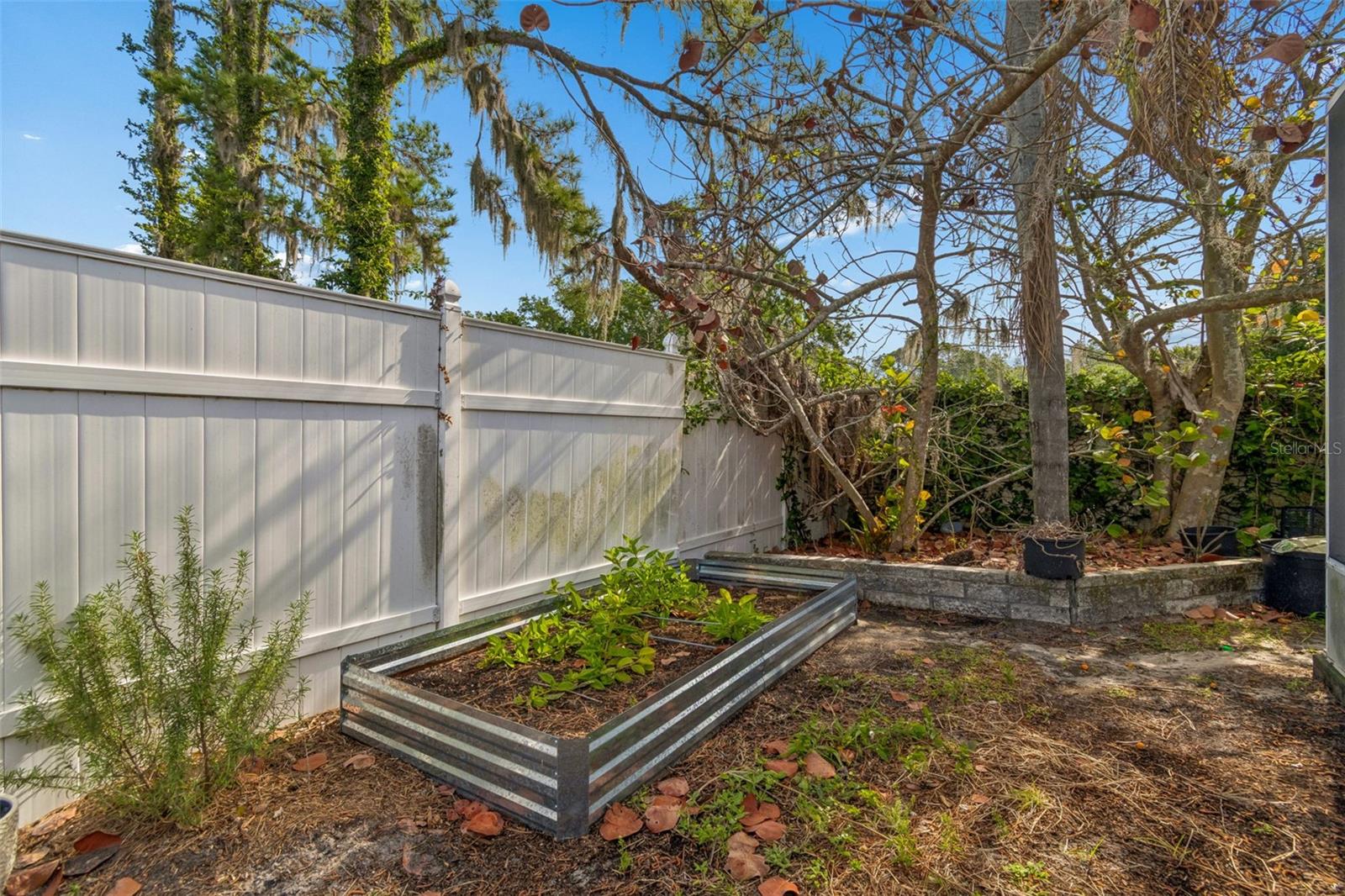 BLOOMINGDALE SEC A UNIT 1V - Residential