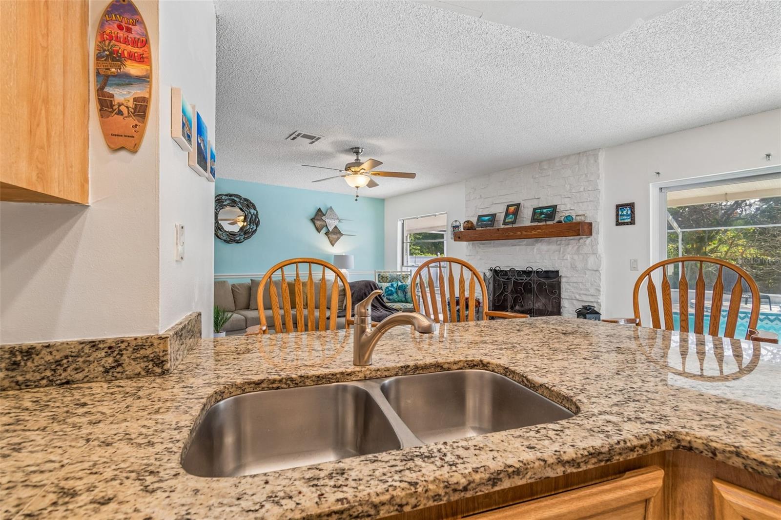 BLOOMINGDALE SEC A UNIT 1V - Residential