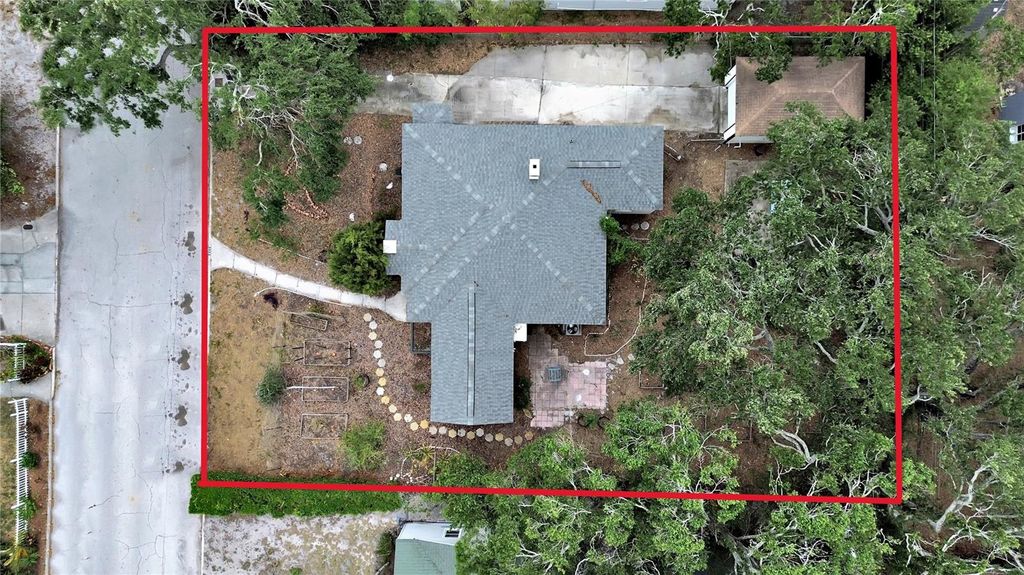 Photo of 235 38th Street S, St Petersburg, FL 33711 (MLS # TB8371401)