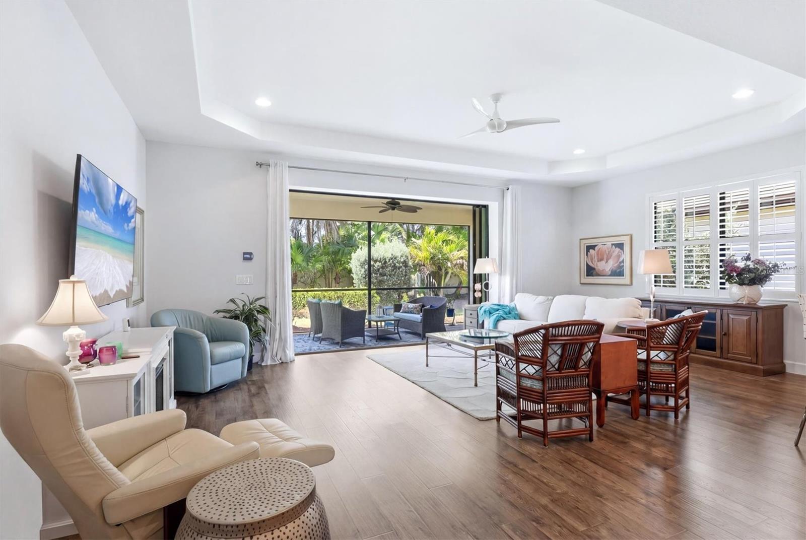 GRAND OAKS - Residential