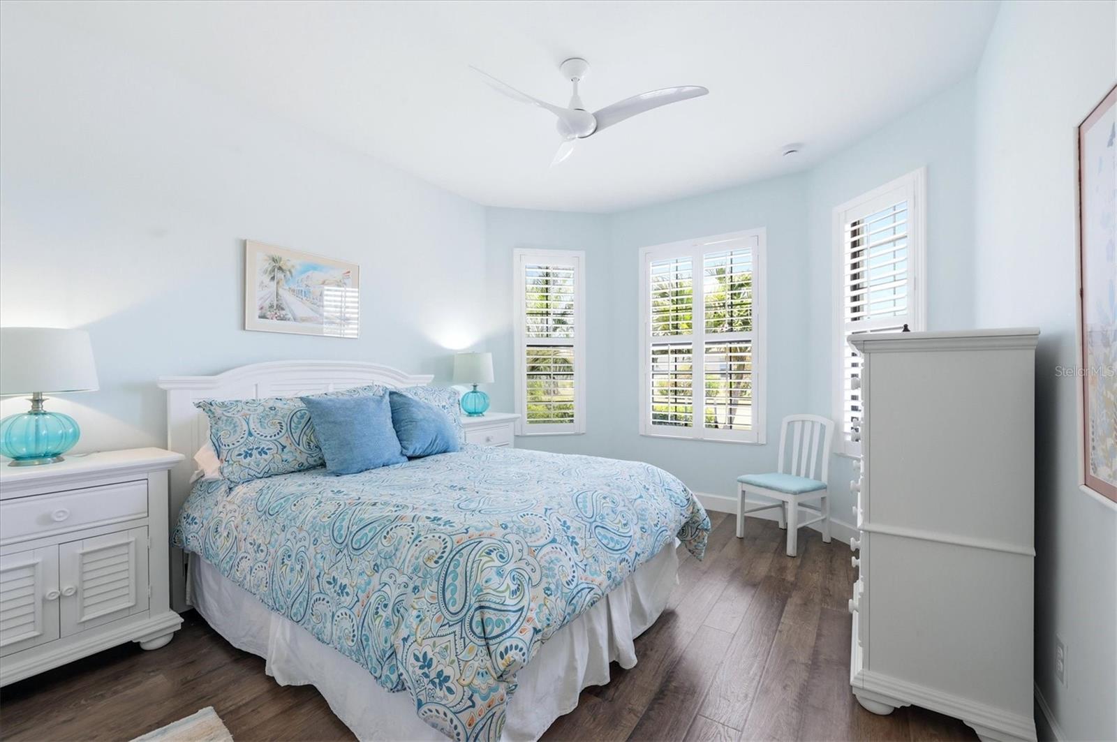 GRAND OAKS - Residential