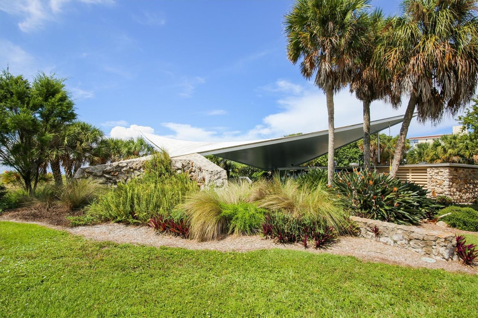 GRAND OAKS - Residential