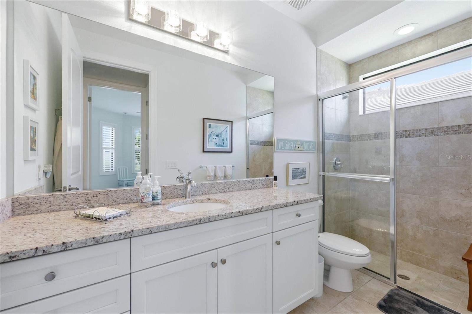 GRAND OAKS - Residential