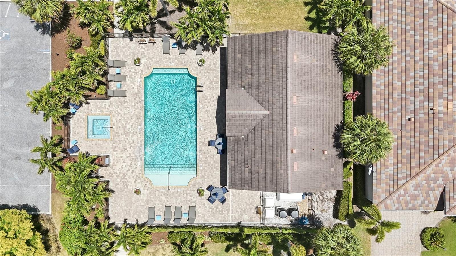 GRAND OAKS - Residential