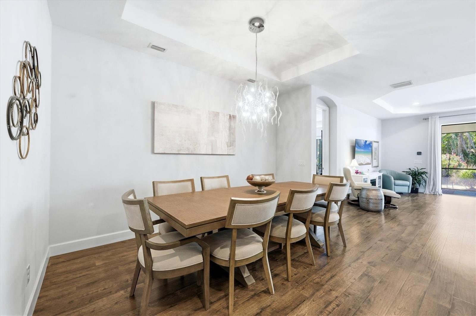 GRAND OAKS - Residential