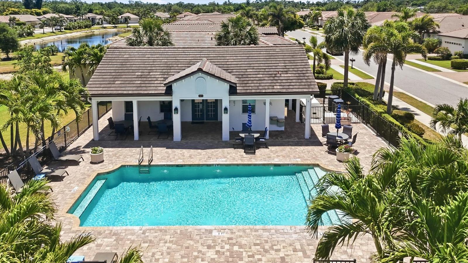 GRAND OAKS - Residential