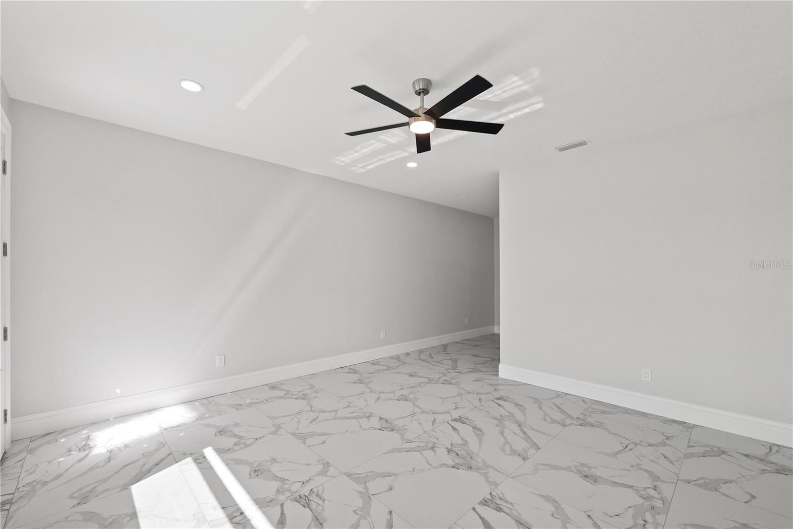 PARKWAY ESTATES - Residential