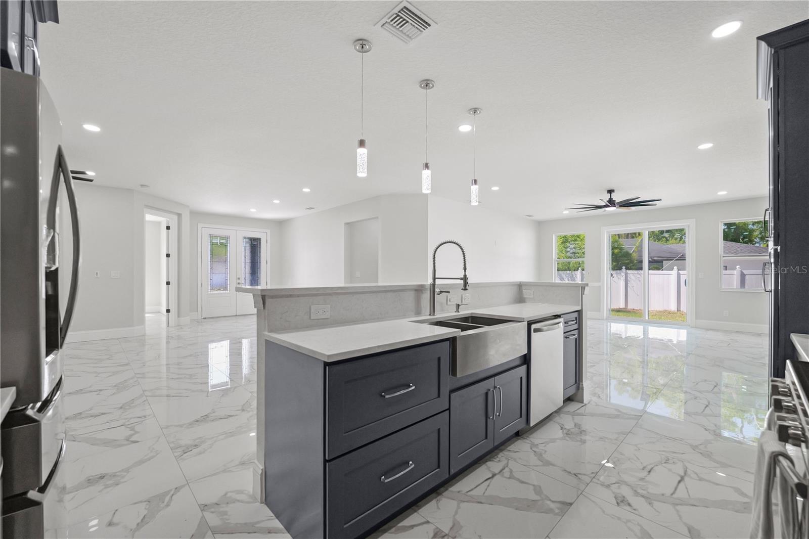 PARKWAY ESTATES - Residential