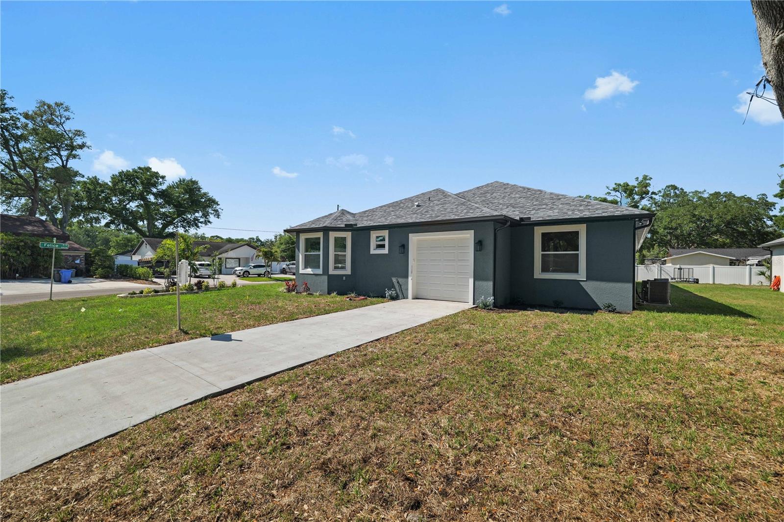 PARKWAY ESTATES - Residential