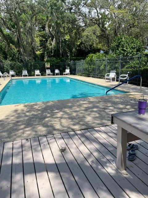 WHISPERING WOODS - Residential Lease