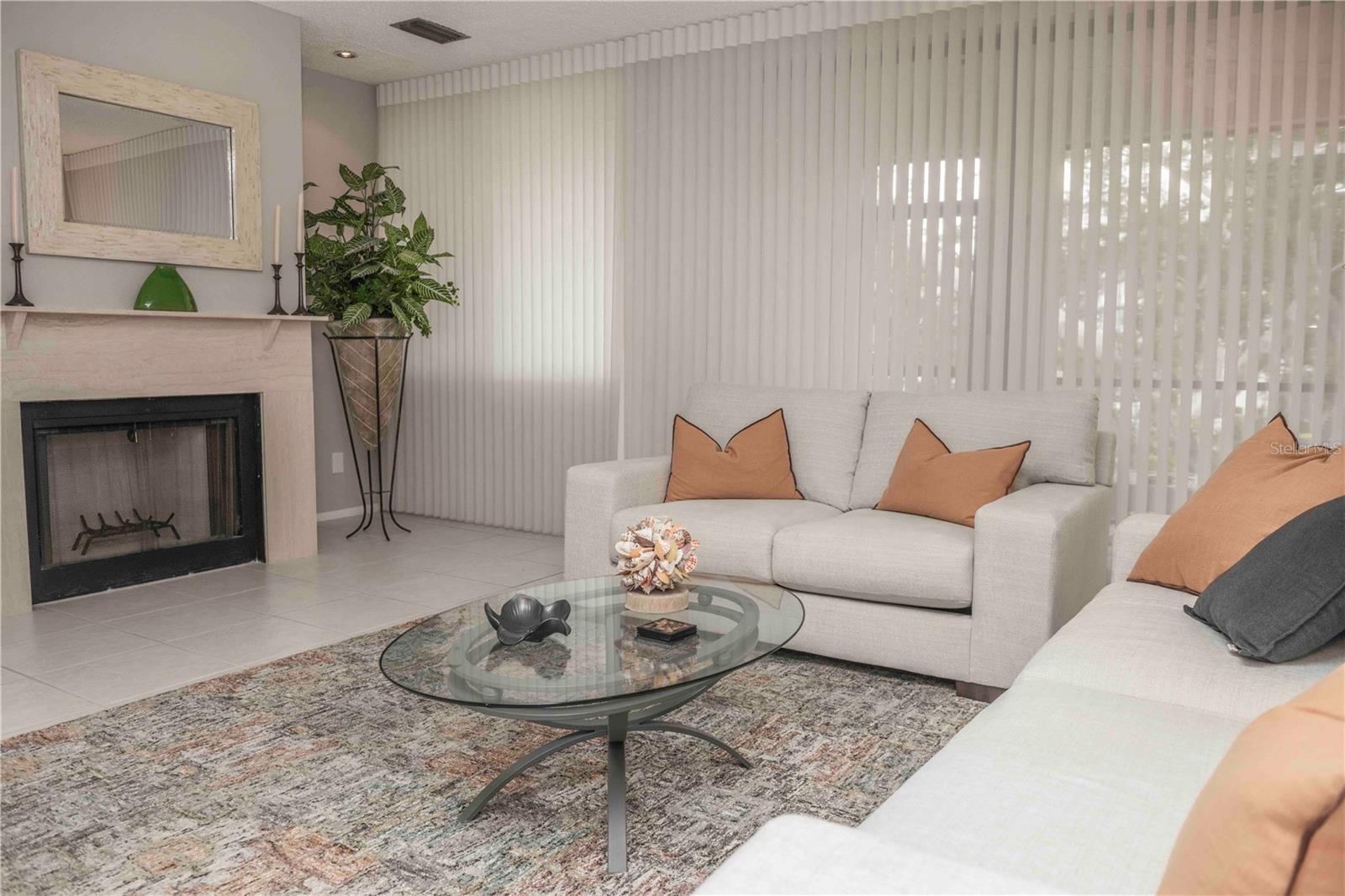 FAIRWAY BAY 1 - Residential Lease