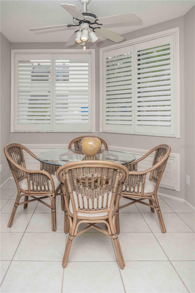 1922 HARBOURSIDE DRIVE 1102