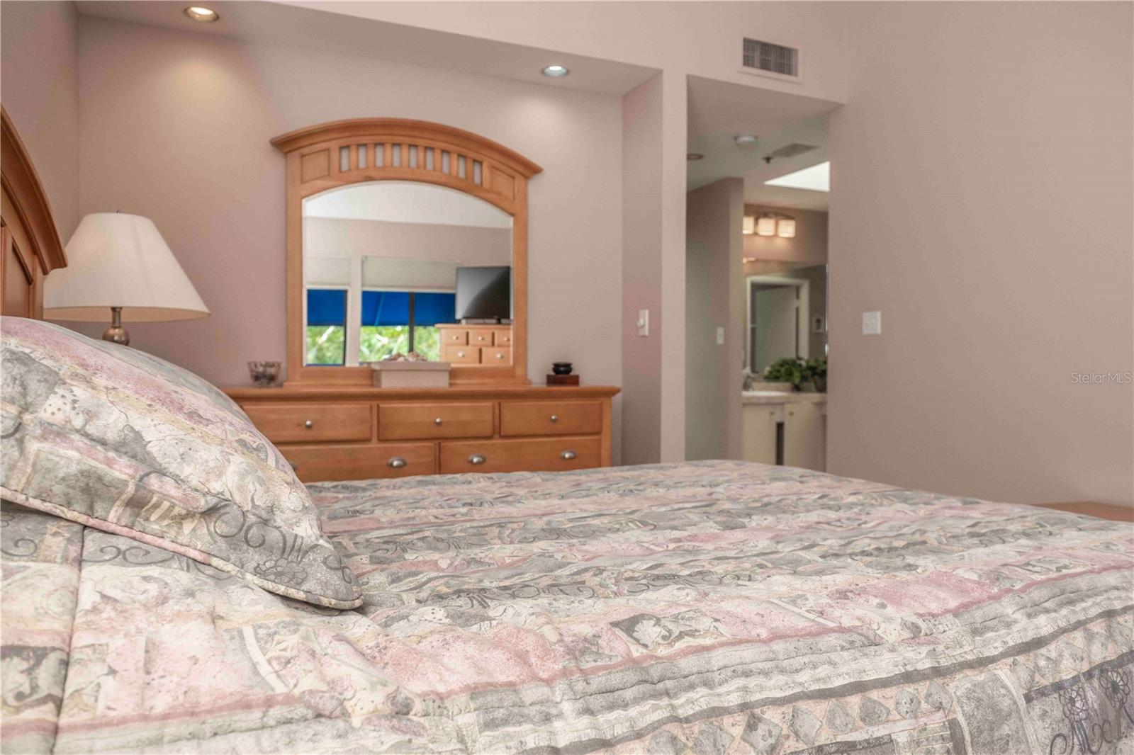 FAIRWAY BAY 1 - Residential Lease