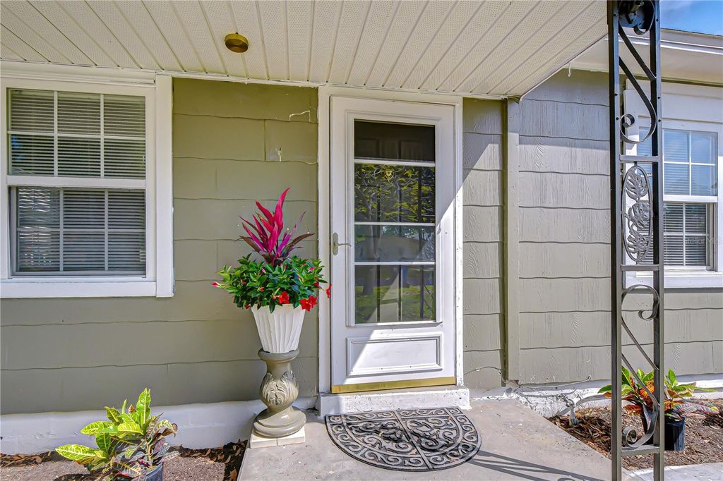 Photo of 5119 6th Avenue N, St Petersburg, FL 33710 (MLS # TB8490451)