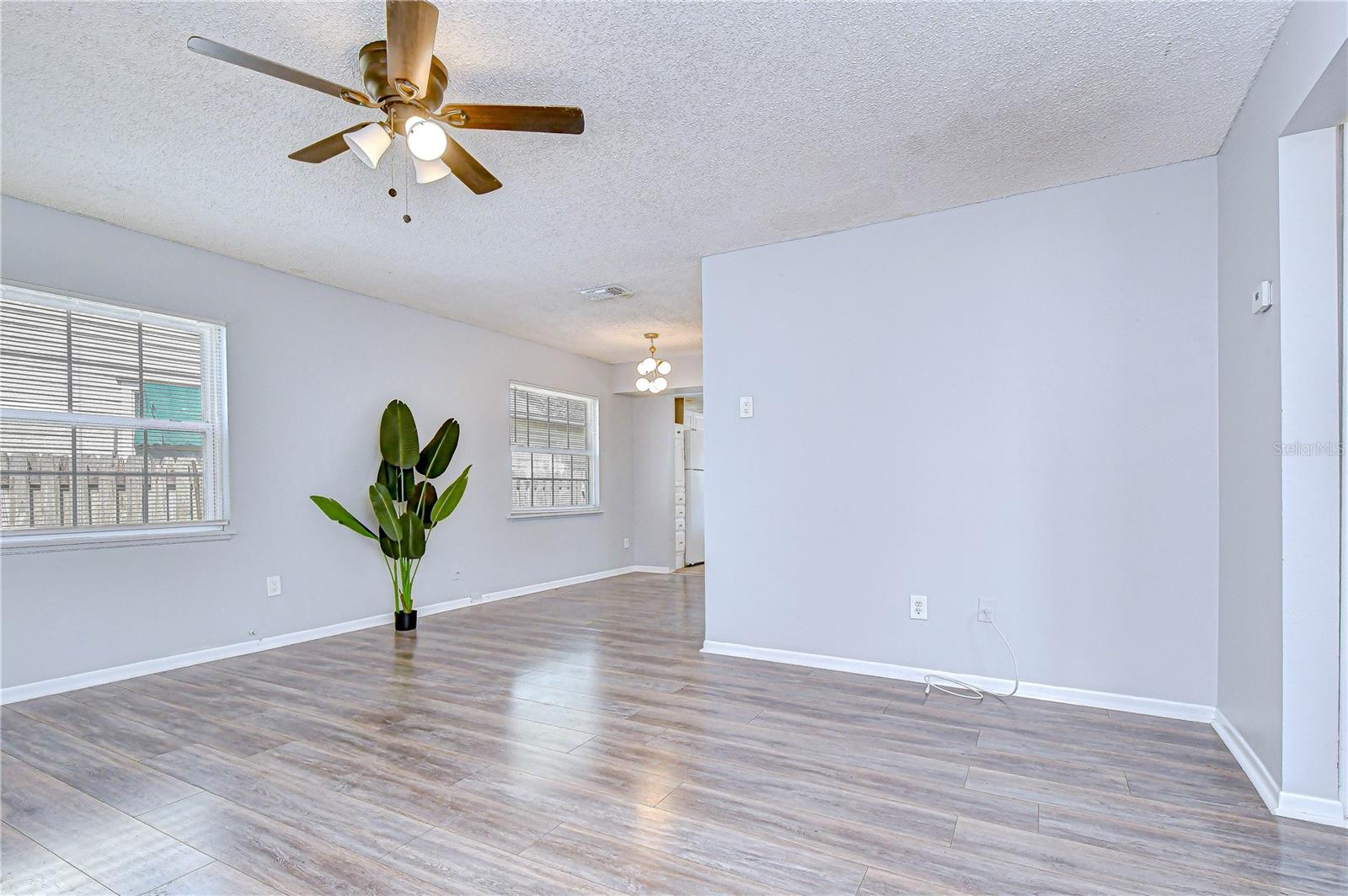 PLYMOUTH HEIGHTS - Residential