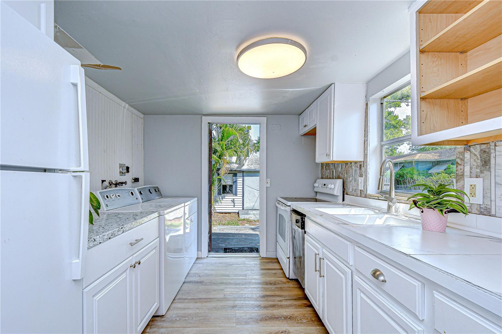 PLYMOUTH HEIGHTS - Residential