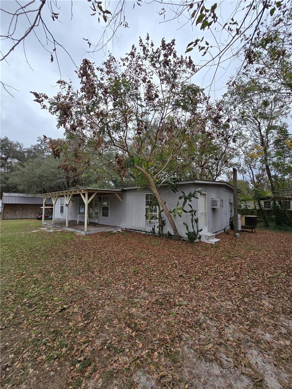 Photo of 103 SW 3rd Street, Webster, FL 33597 (MLS # TB8469787)