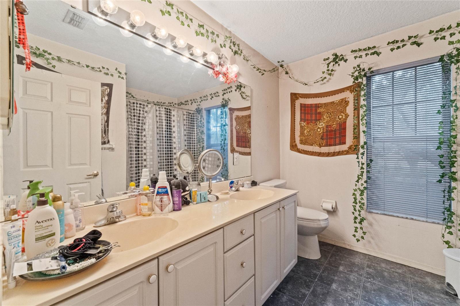 SAND LAKE POINT - Residential