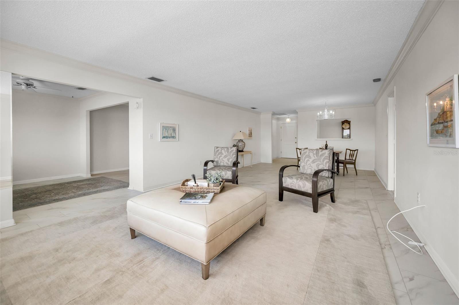 HARBOUR  CLUB CONDO NO 3 - Residential