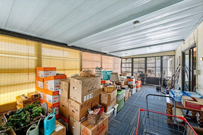 SHELDON WEST MH COMMUNITY - Residential