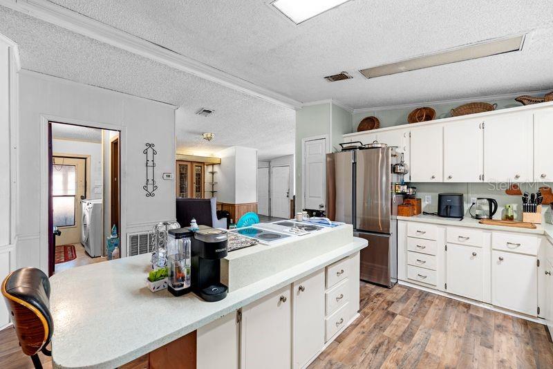 SHELDON WEST MH COMMUNITY - Residential