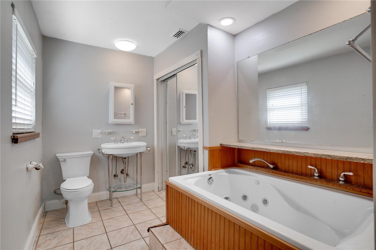 BRENTWOOD HEIGHTS 3RD ADD - Residential