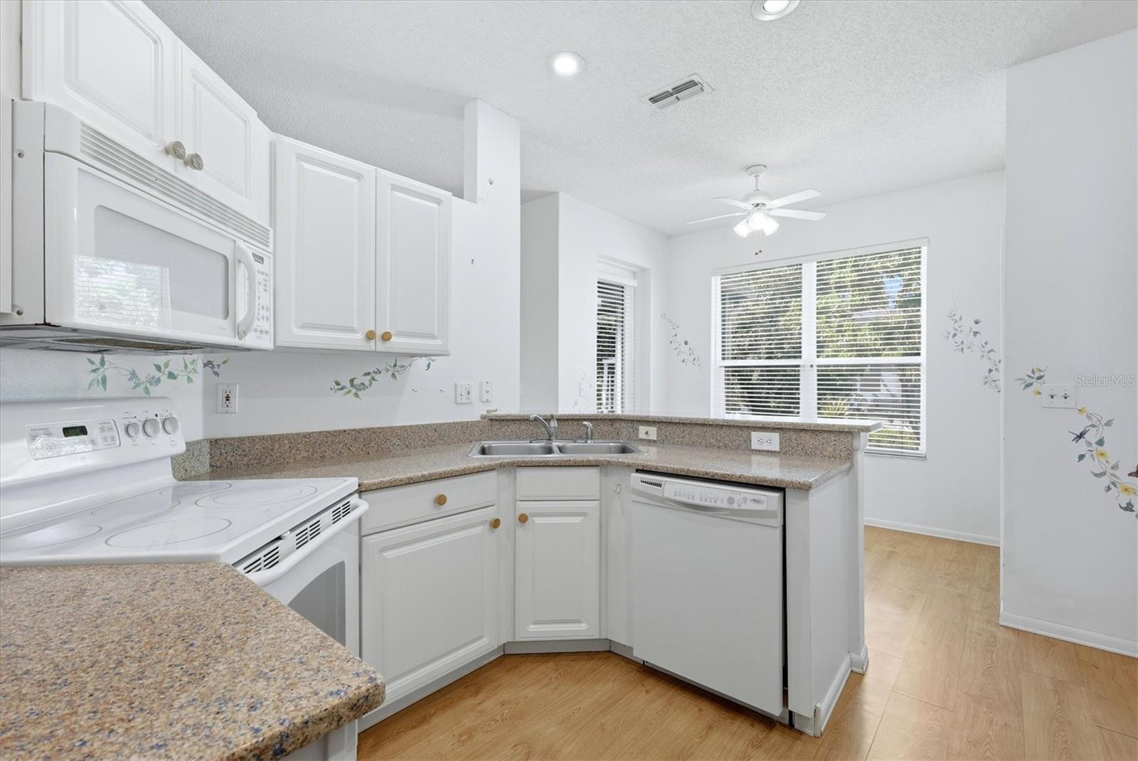 GLENN LAKES PH 1B - Residential