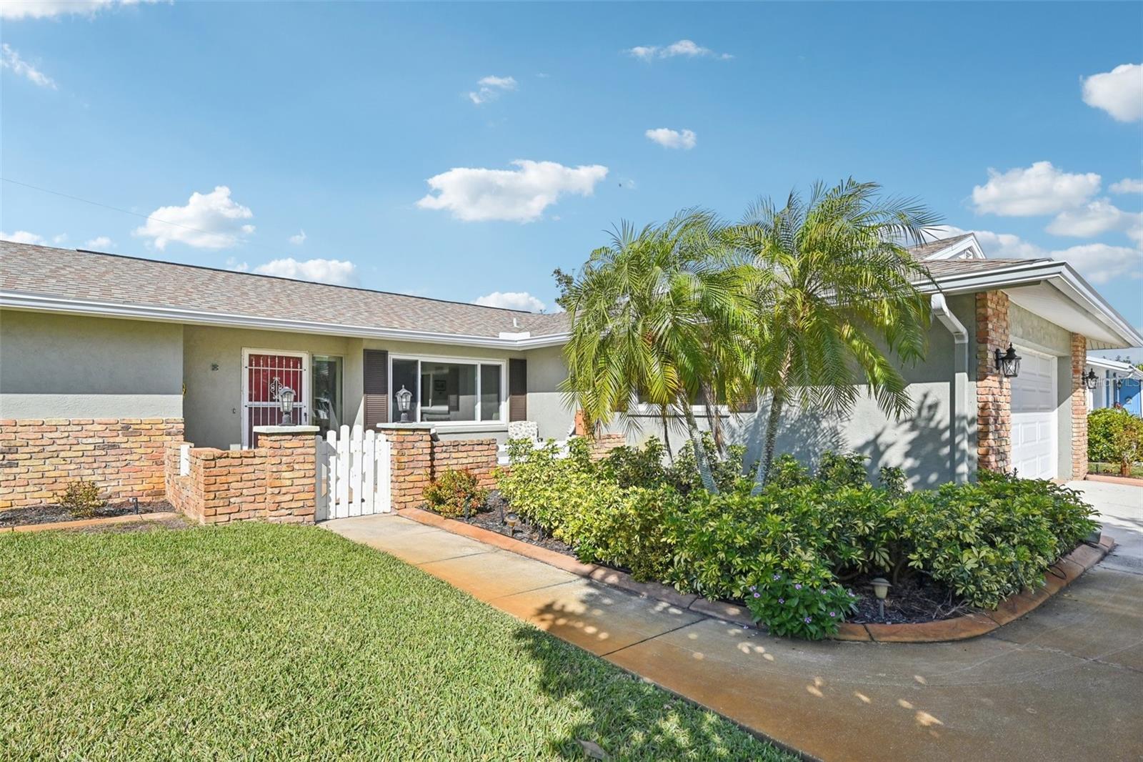 VENICE EAST SEC 1 - Residential