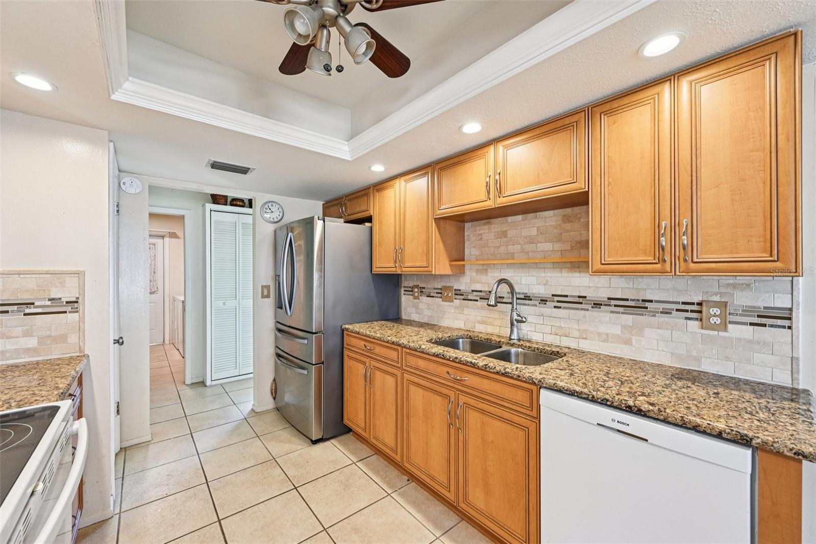 VENICE EAST SEC 1 - Residential