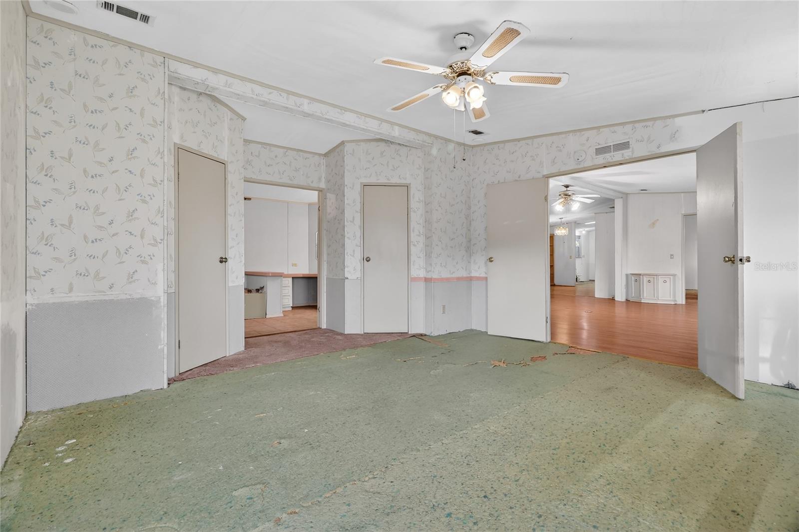 NOT IN SUBDIVISION - Residential