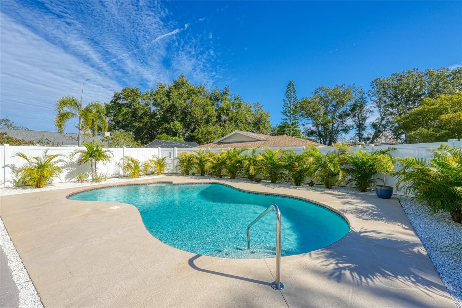 BEACON GROVES - Residential