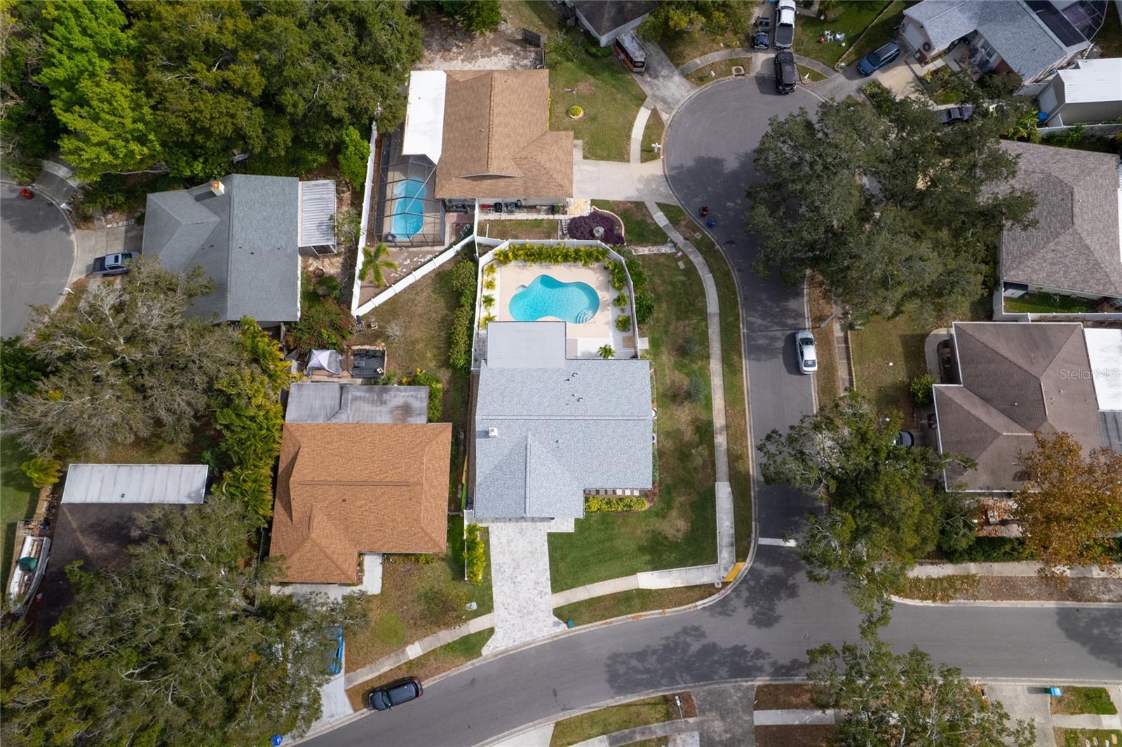 BEACON GROVES - Residential