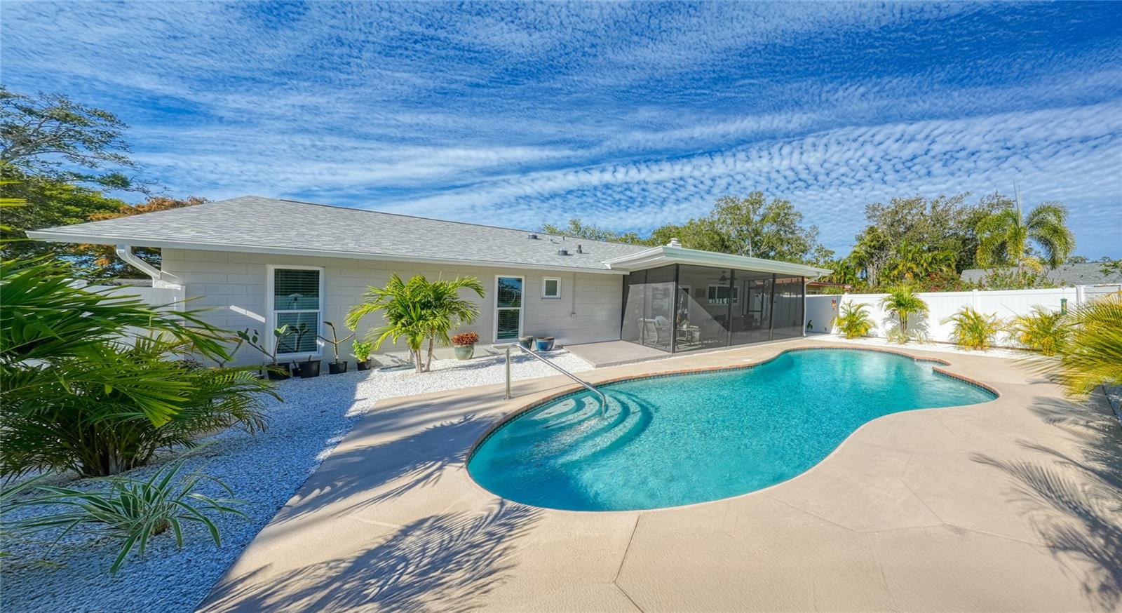 BEACON GROVES - Residential